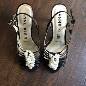 Anne Klein Iflex Strappy Pearl Heel